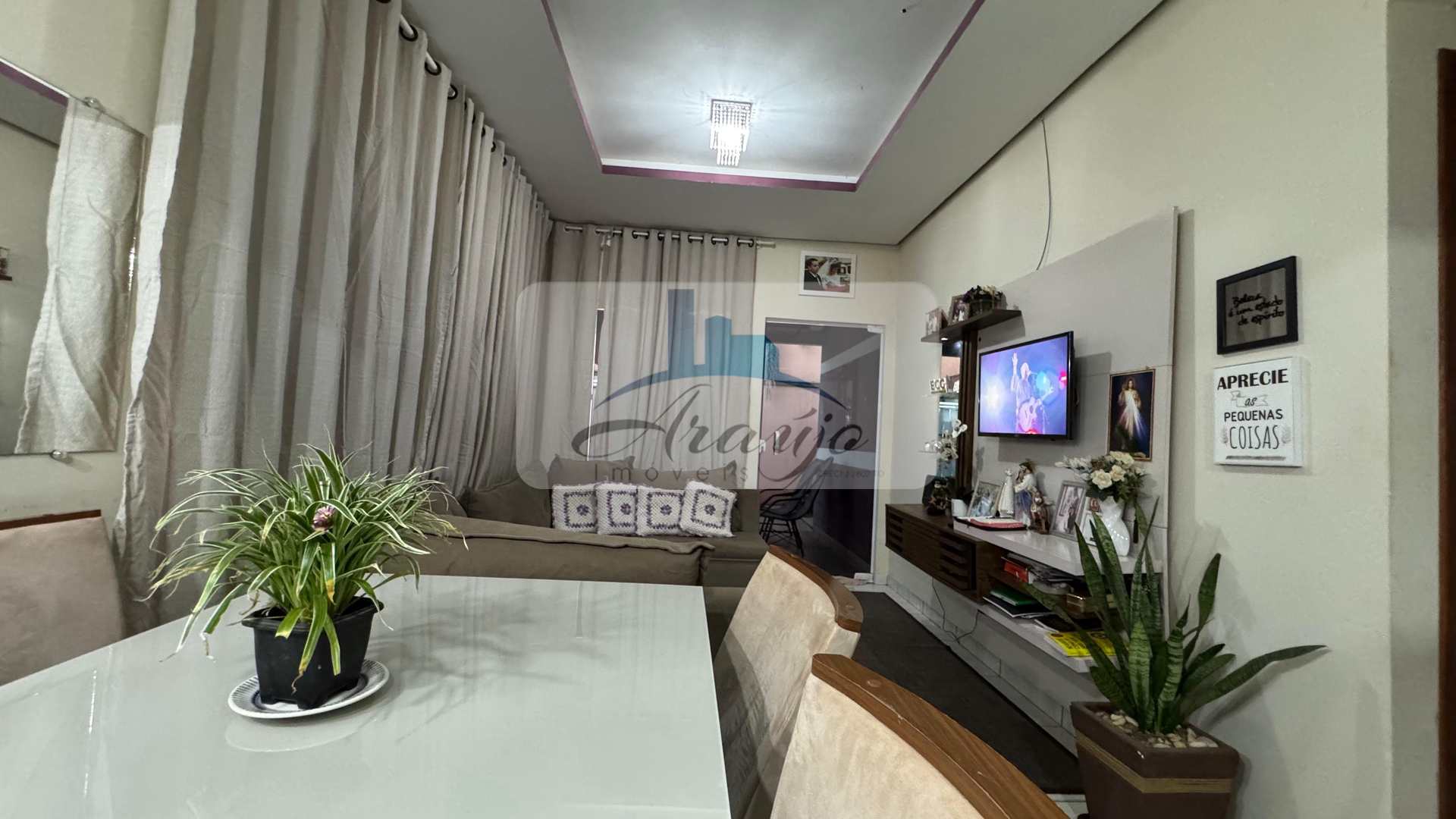 Casa à venda com 2 quartos, 300m² - Foto 9