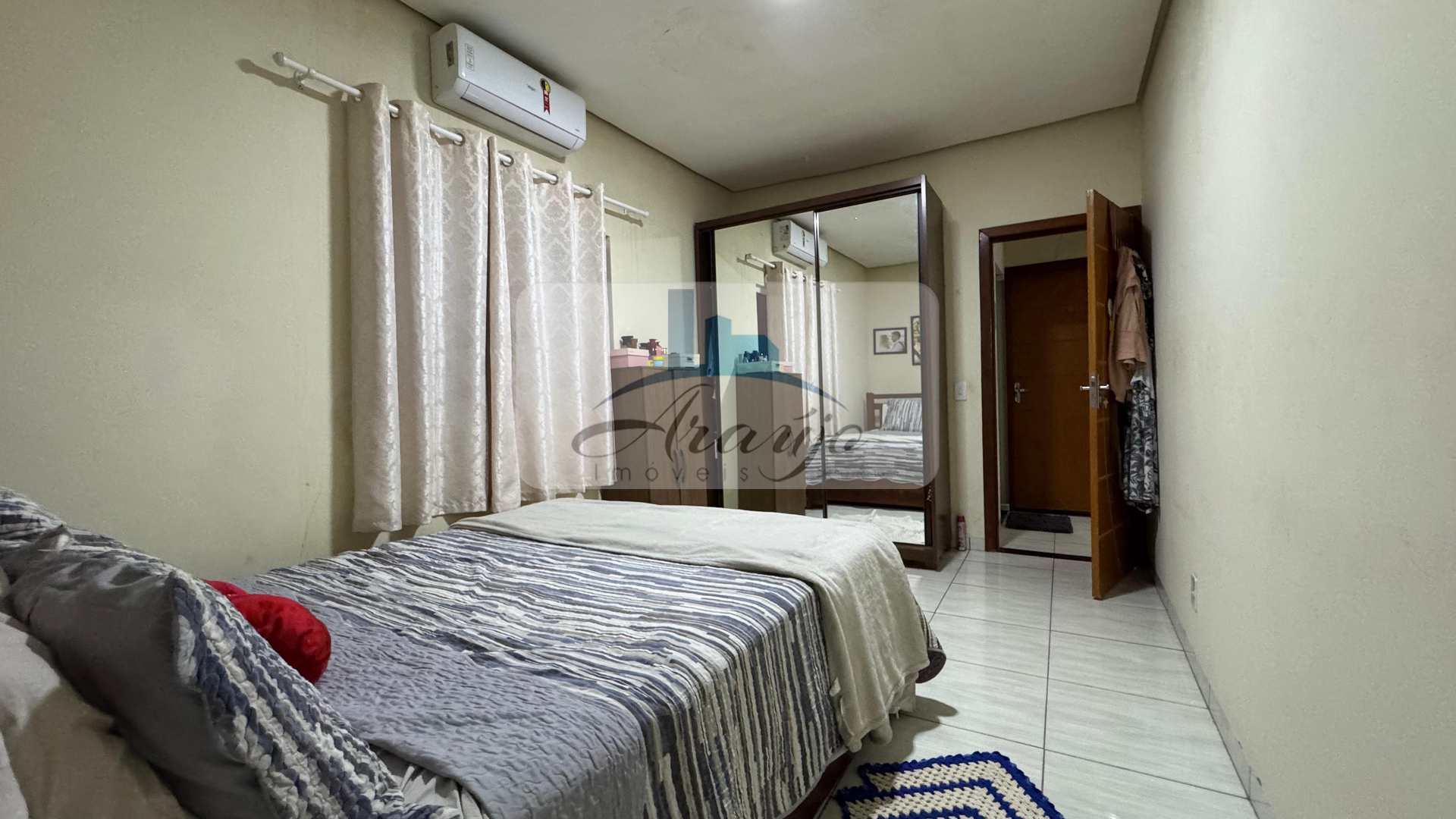 Casa à venda com 2 quartos, 300m² - Foto 17
