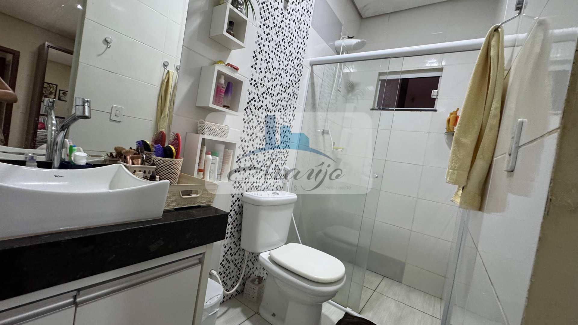 Casa à venda com 2 quartos, 300m² - Foto 18