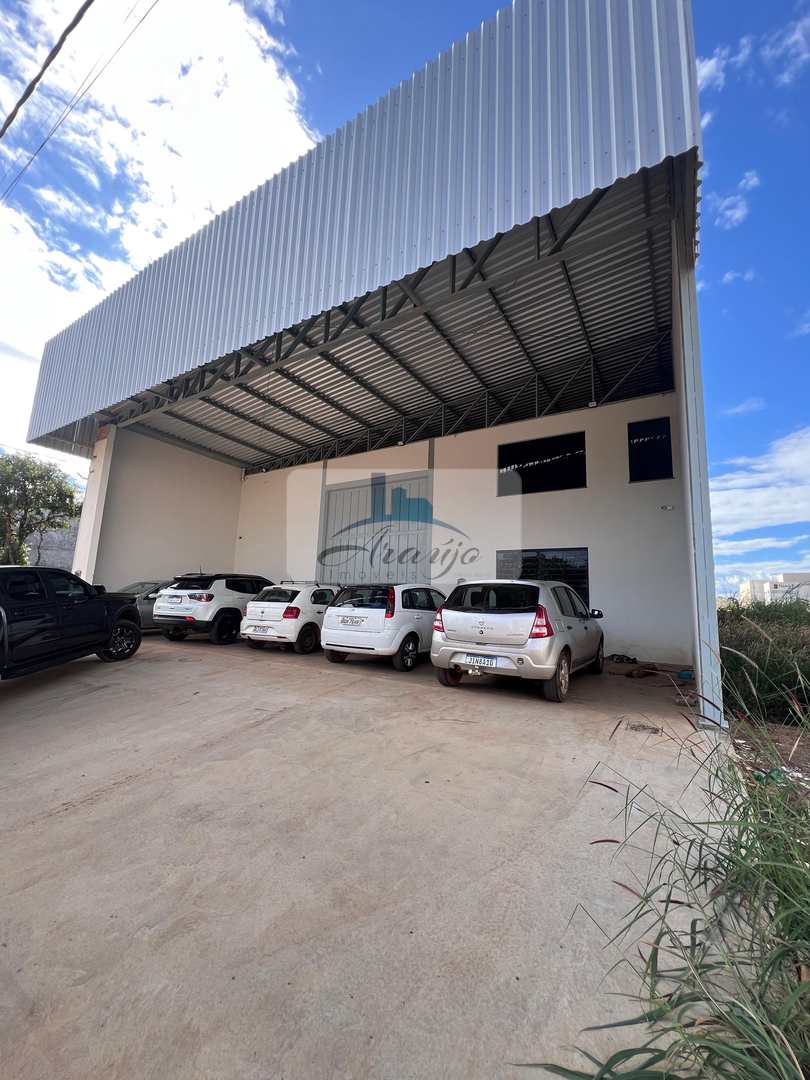 Depósito-Galpão-Armazém para alugar, 682m² - Foto 2