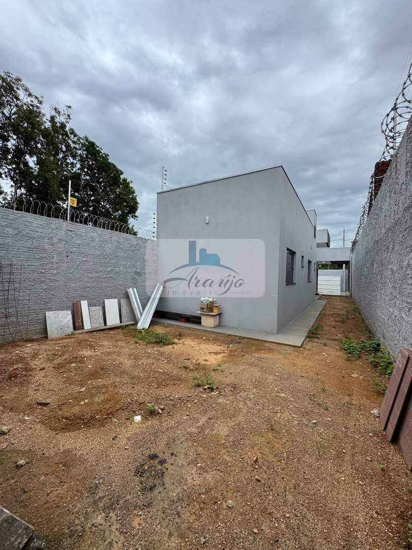 Casa à venda com 2 quartos, 180m² - Foto 13