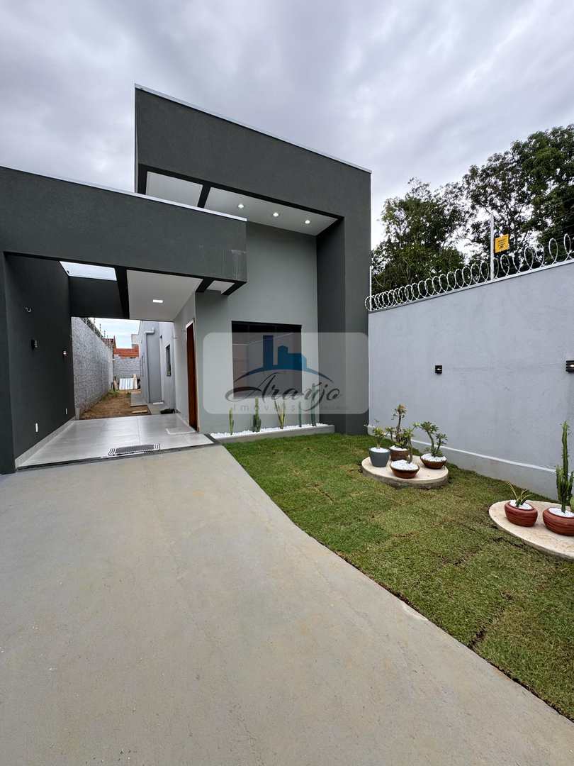 Casa à venda com 2 quartos, 180m² - Foto 1
