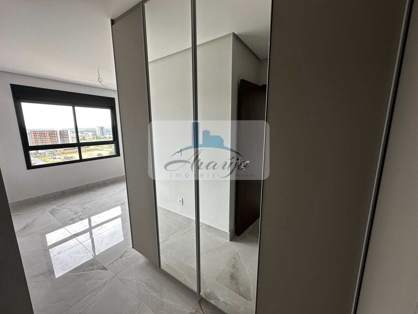 Apartamento para alugar com 3 quartos, 98m² - Foto 10