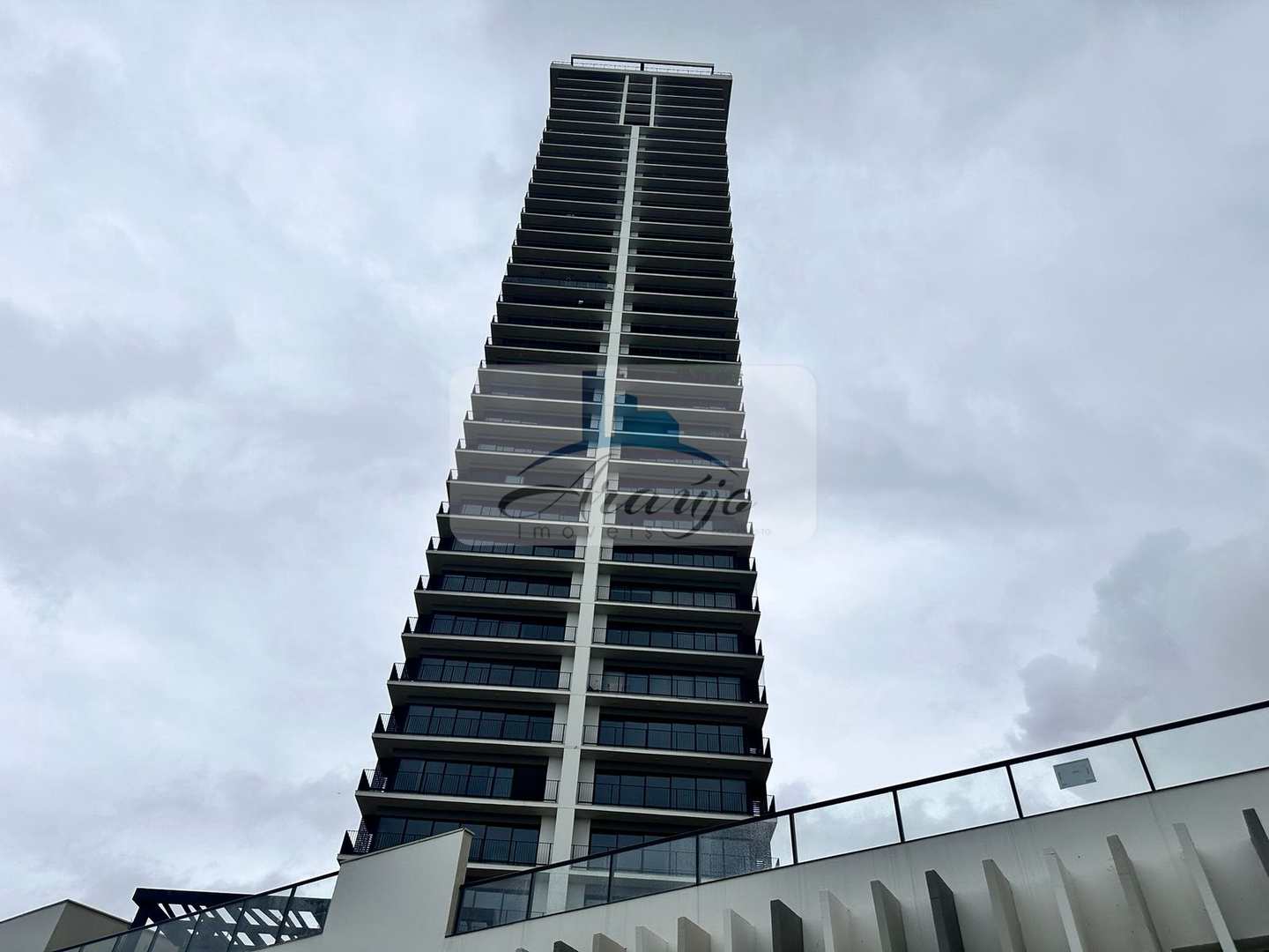 Apartamento para alugar com 3 quartos, 98m² - Foto 1