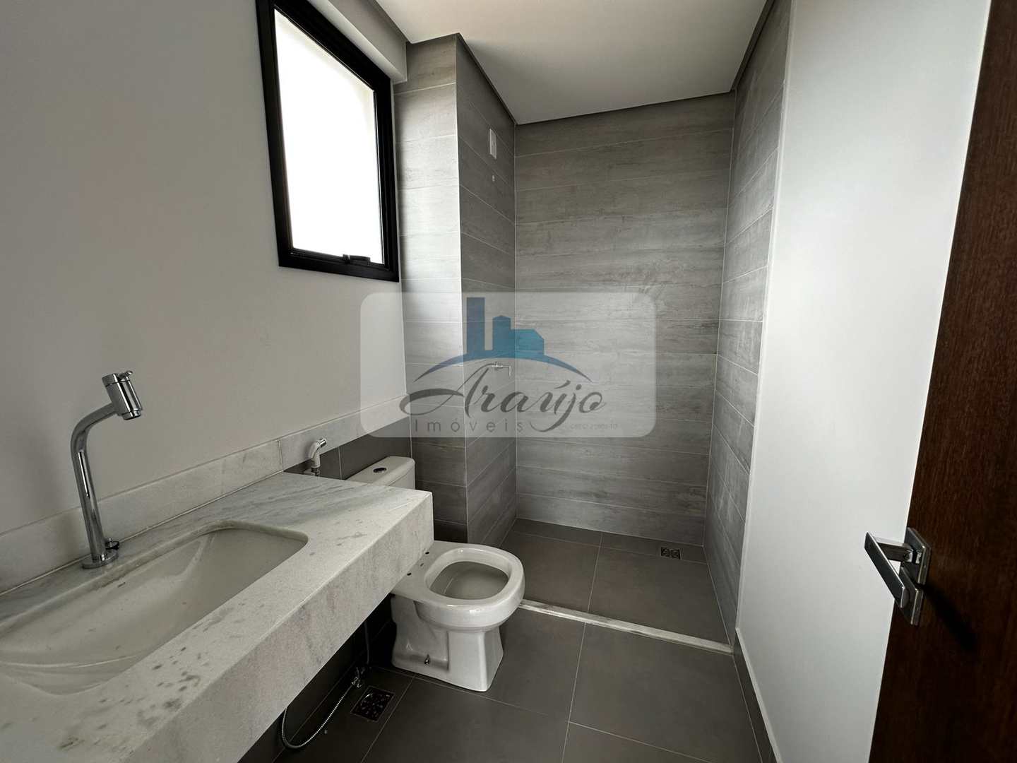 Apartamento para alugar com 3 quartos, 98m² - Foto 8
