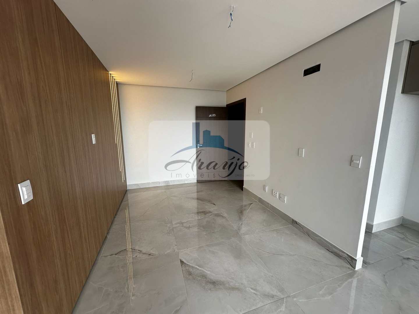 Apartamento para alugar com 3 quartos, 98m² - Foto 5