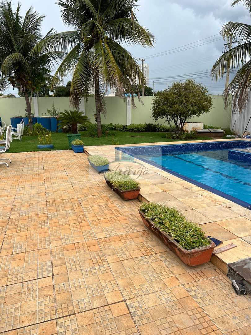 Casa para alugar com 5 quartos, 1500m² - Foto 8