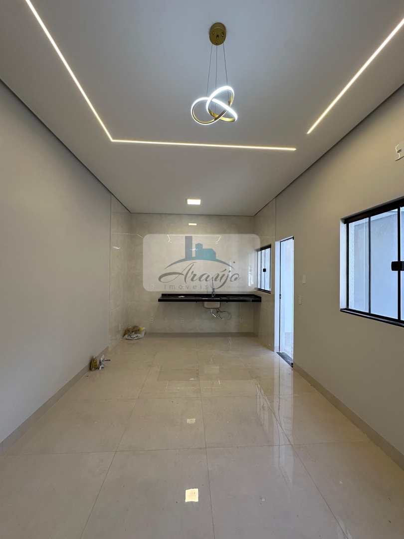 Casa à venda com 3 quartos, 109m² - Foto 4