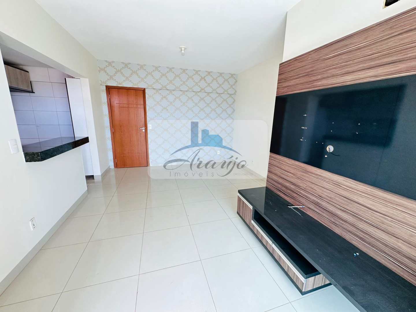 Apartamento à venda com 3 quartos, 86m² - Foto 2
