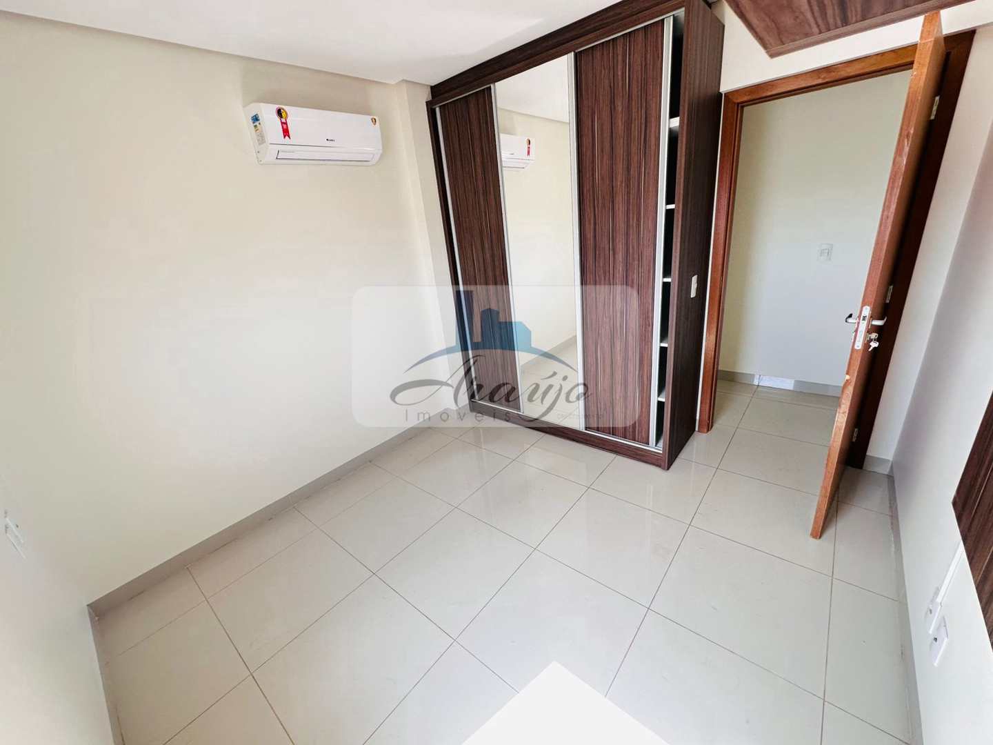 Apartamento à venda com 3 quartos, 86m² - Foto 14