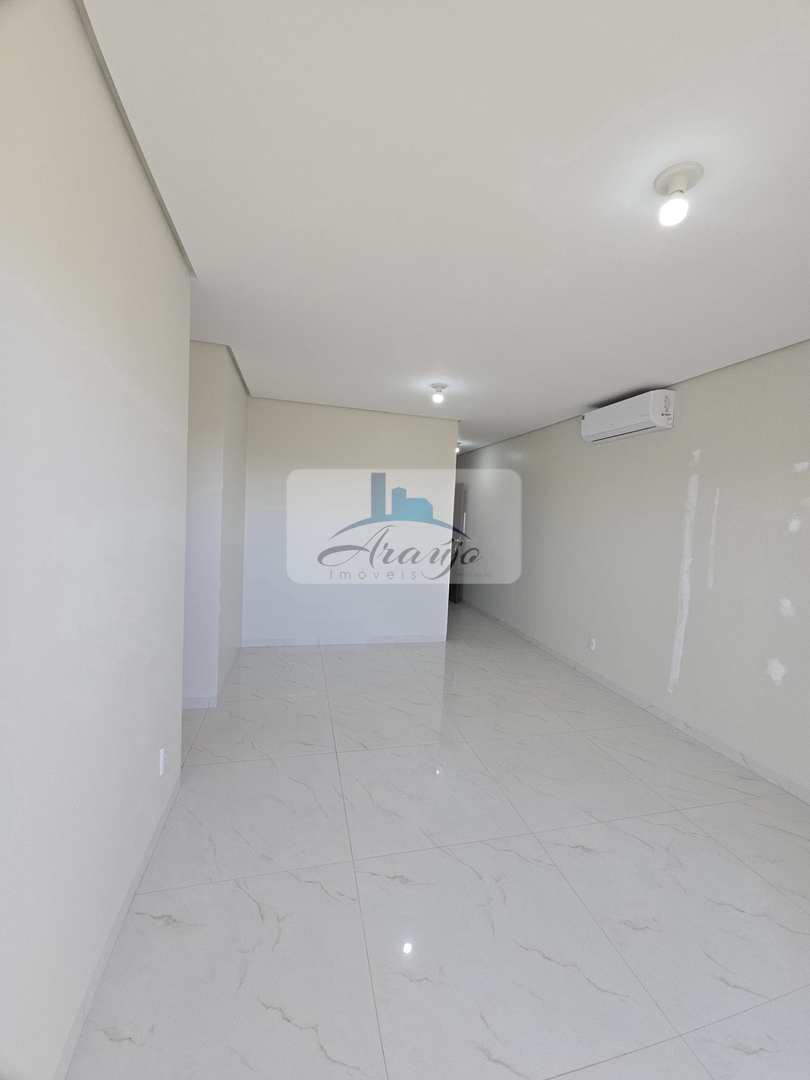 Apartamento para alugar com 3 quartos, 100m² - Foto 2