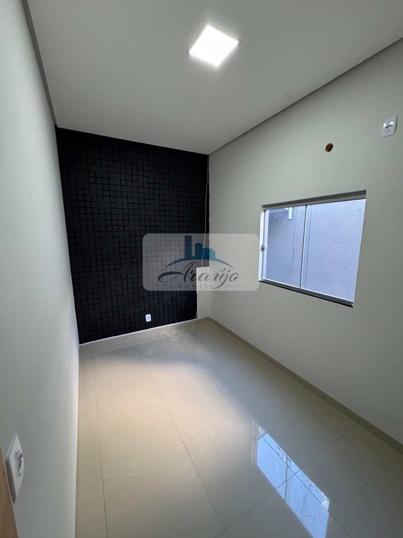 Casa à venda com 2 quartos, 150m² - Foto 3