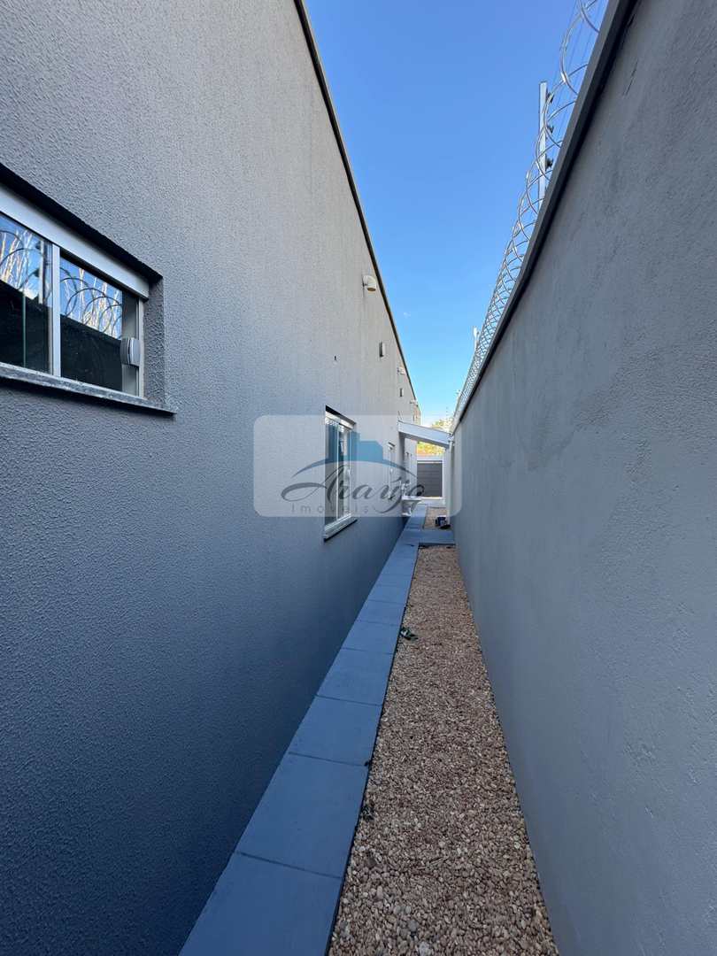 Casa à venda com 2 quartos, 150m² - Foto 2