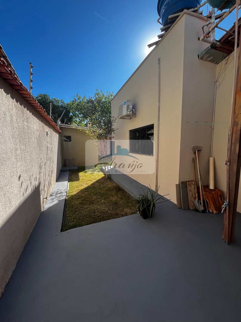 Casa para alugar com 2 quartos, 360m² - Foto 11