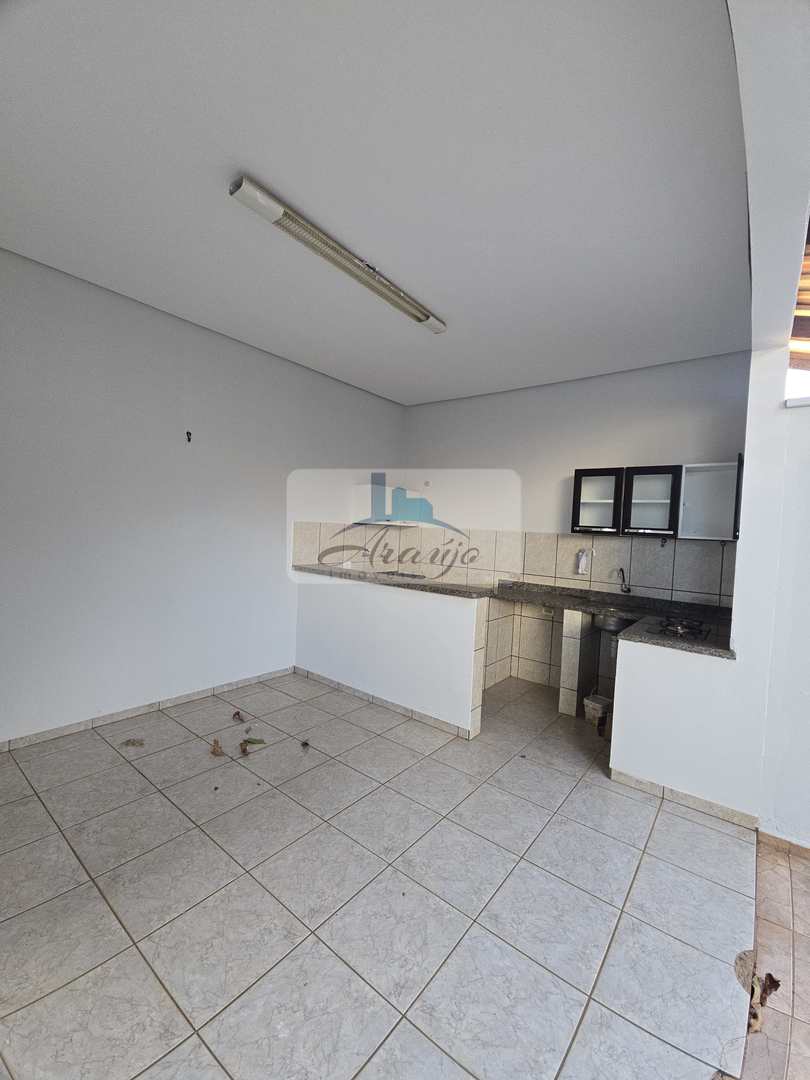 Sobrado para alugar com 2 quartos, 180m² - Foto 16