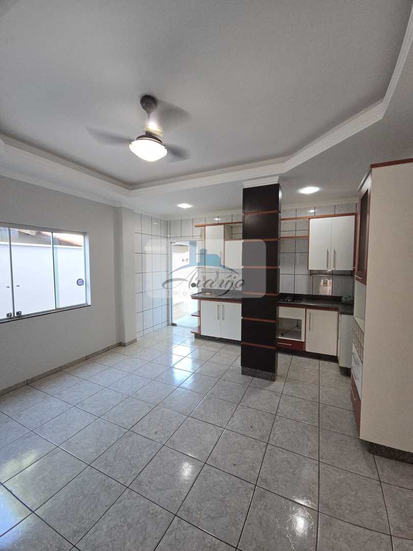 Sobrado para alugar com 2 quartos, 180m² - Foto 5