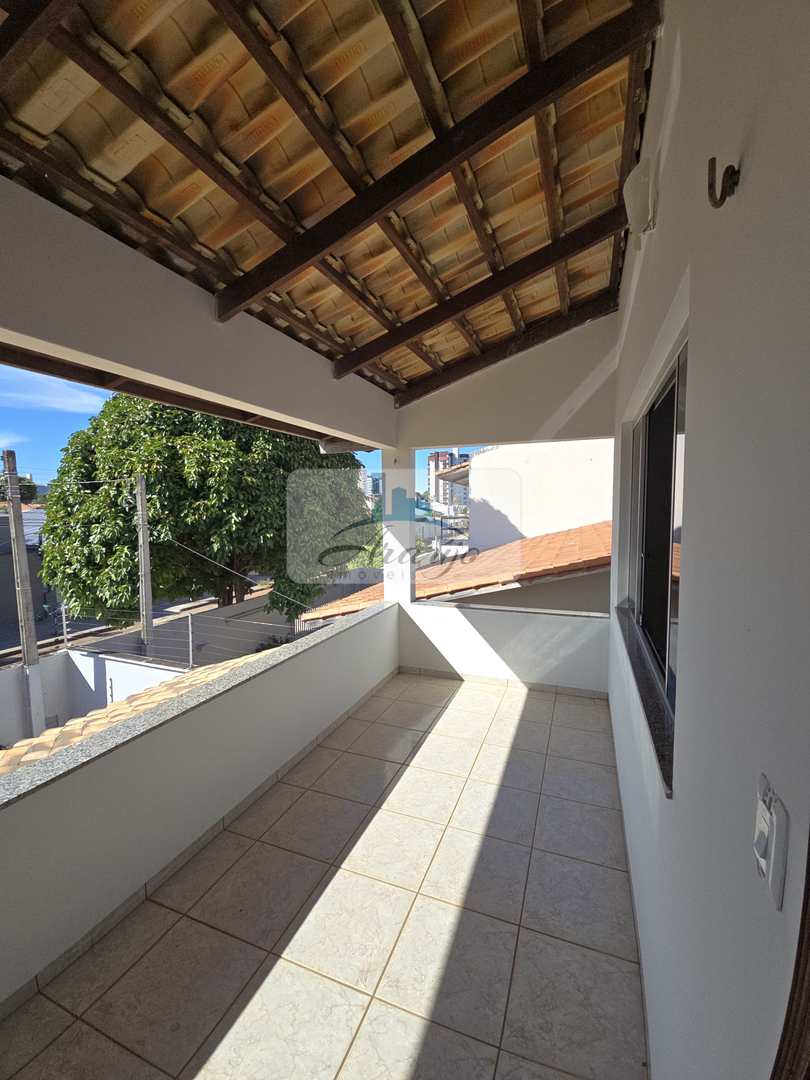Sobrado para alugar com 2 quartos, 180m² - Foto 14