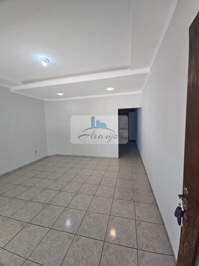 Sobrado para alugar com 2 quartos, 180m² - Foto 3