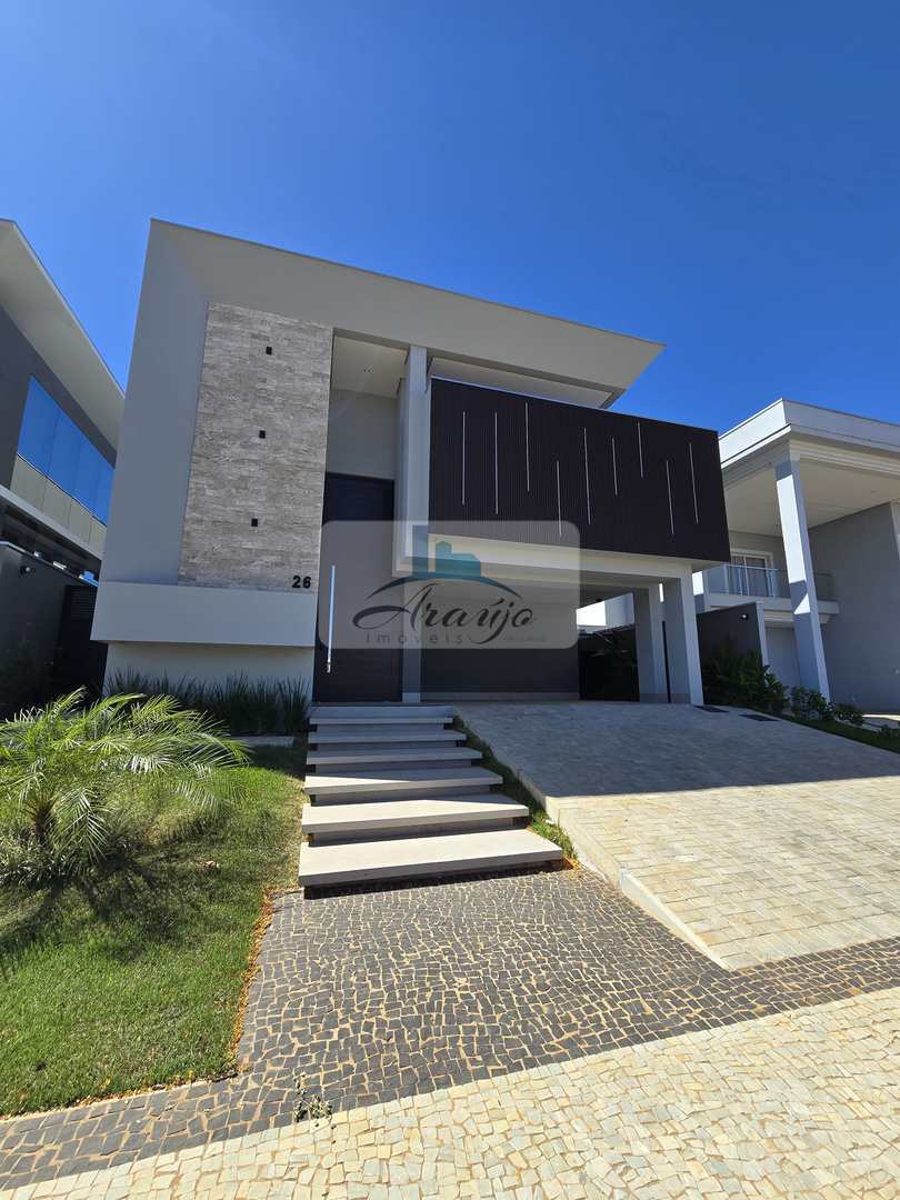 Sobrado à venda com 4 quartos, 404m² - Foto 1