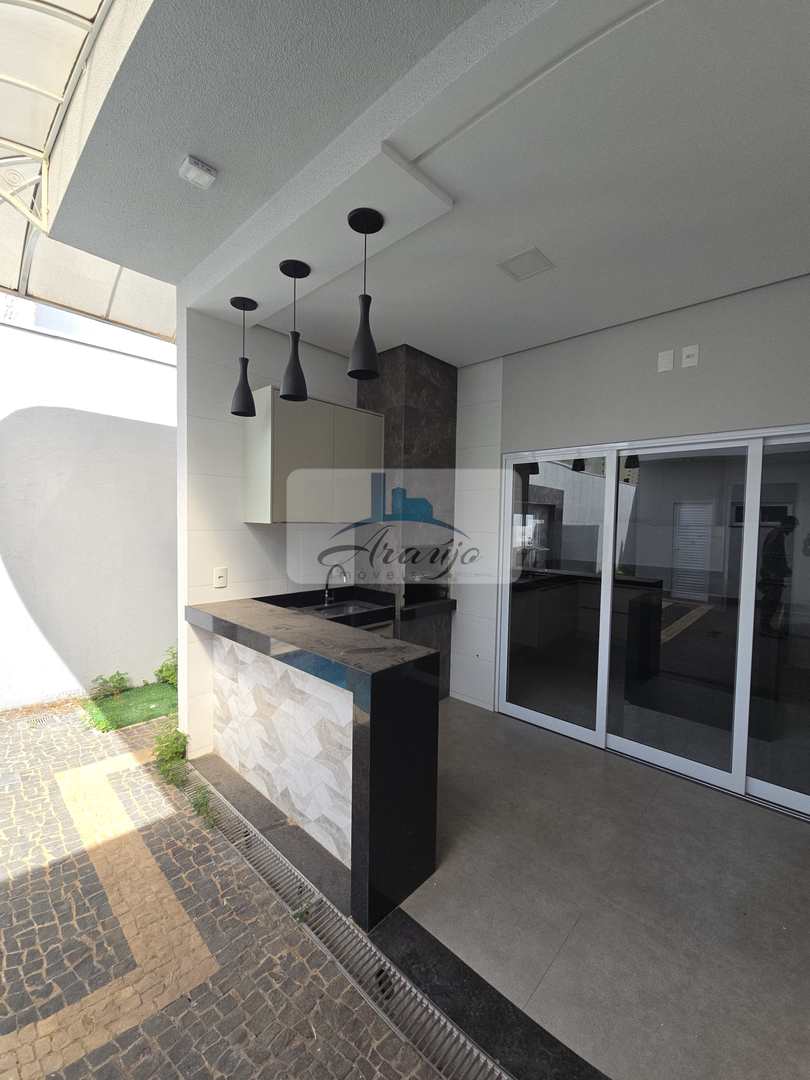 Casa para alugar com 3 quartos, 280m² - Foto 3