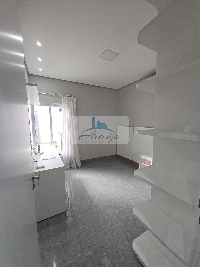 Casa para alugar com 3 quartos, 280m² - Foto 8
