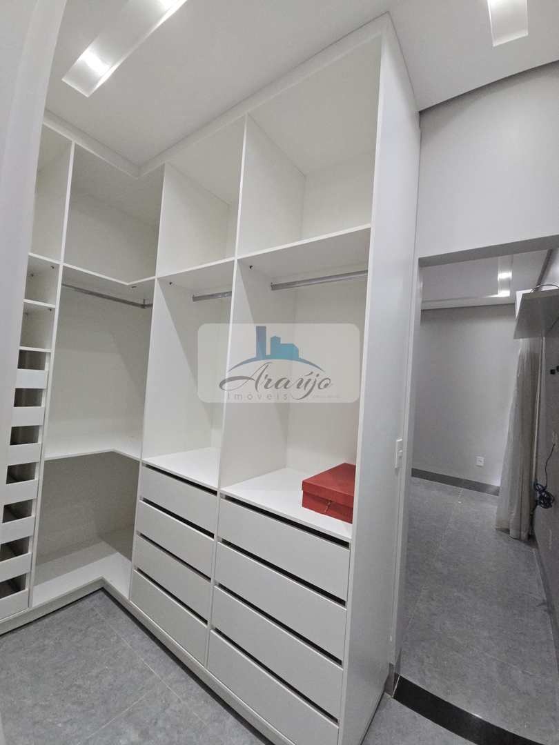 Casa para alugar com 3 quartos, 280m² - Foto 11
