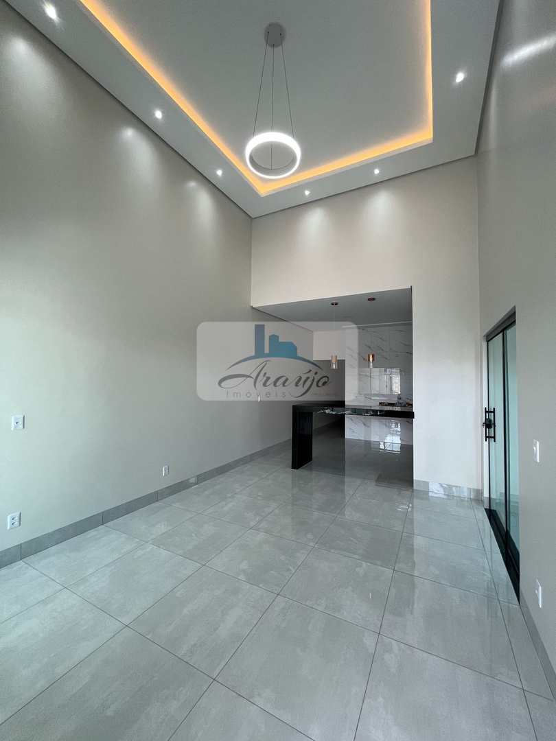 Casa à venda com 3 quartos, 180m² - Foto 4