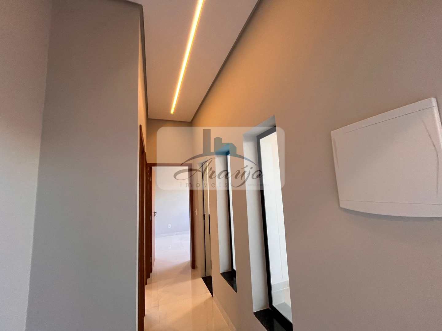 Casa à venda com 3 quartos, 182m² - Foto 8
