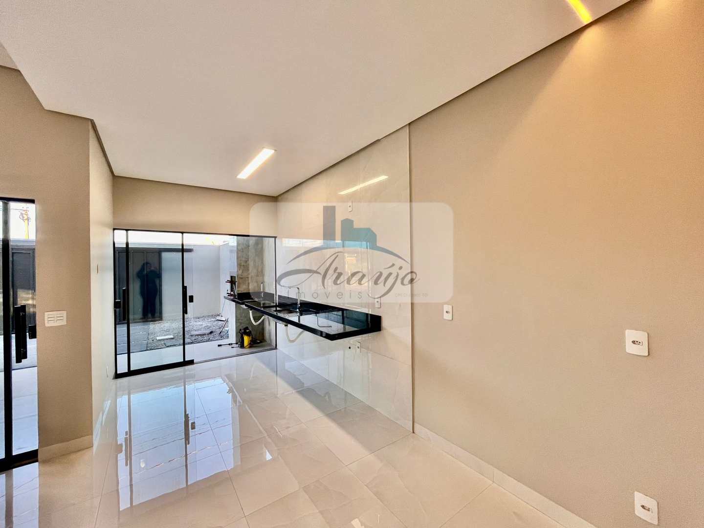 Casa à venda com 3 quartos, 182m² - Foto 7