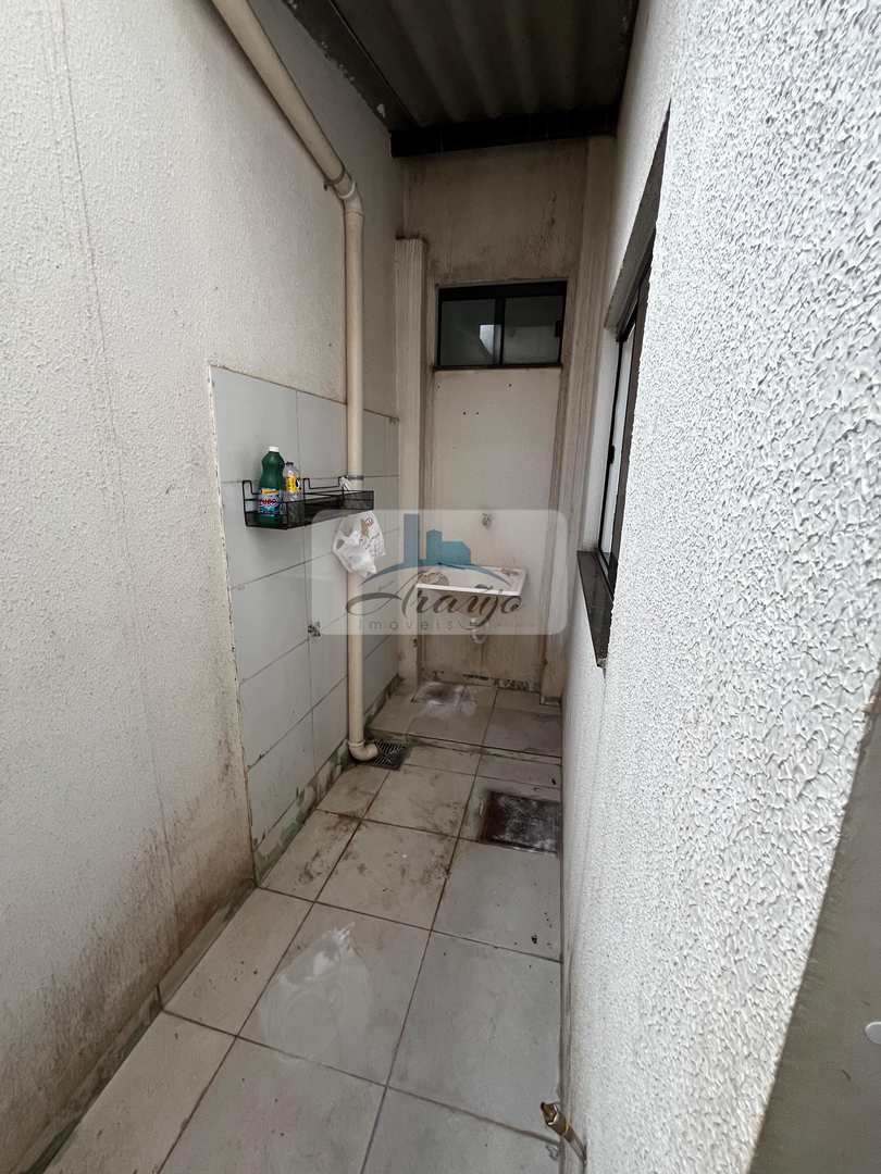 Sobrado para alugar com 2 quartos, 140m² - Foto 6