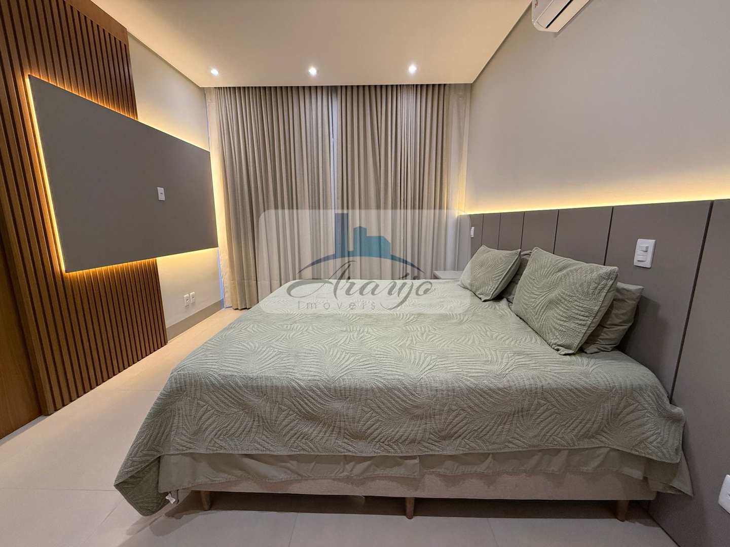 Casa à venda com 3 quartos, 360m² - Foto 8