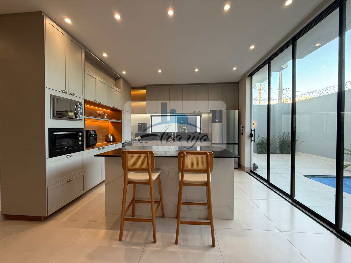 Casa à venda com 3 quartos, 360m² - Foto 6