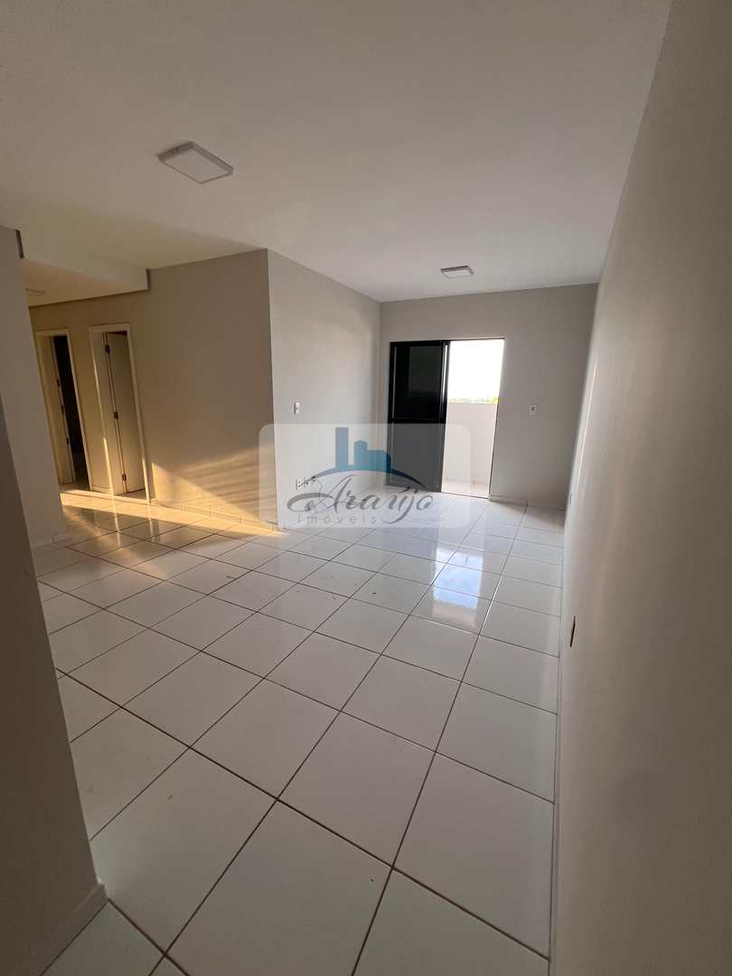 Apartamento à venda com 3 quartos, 75m² - Foto 3