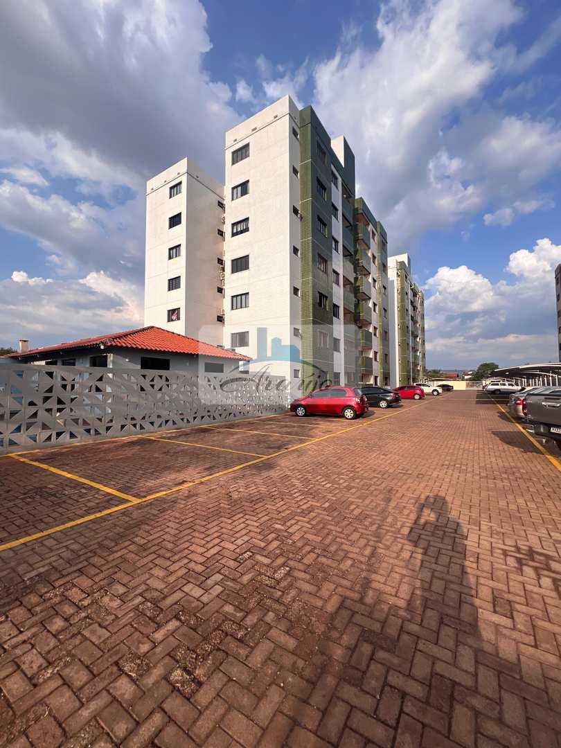 Apartamento à venda com 3 quartos, 75m² - Foto 1