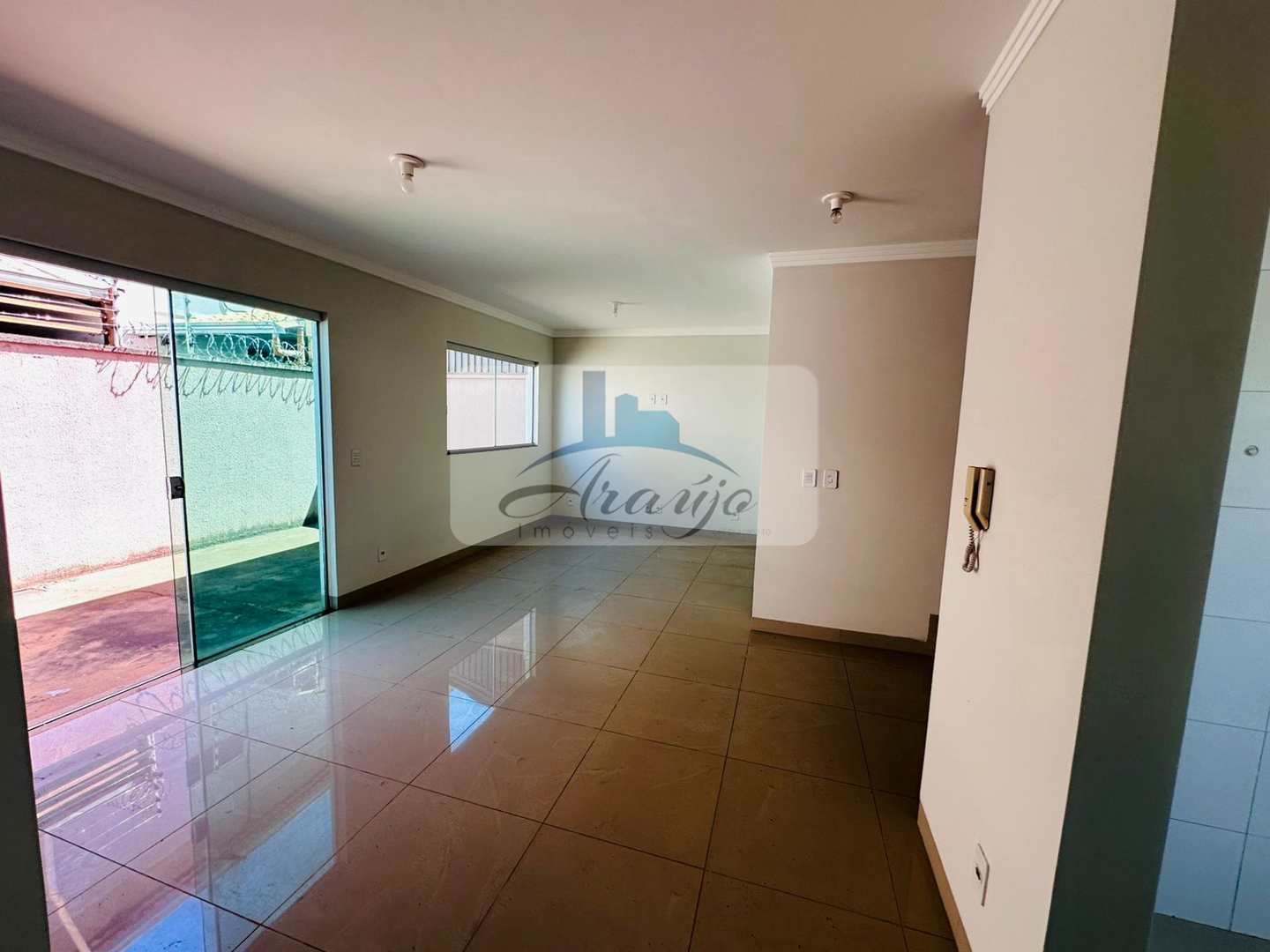 Sobrado à venda com 3 quartos, 110m² - Foto 4