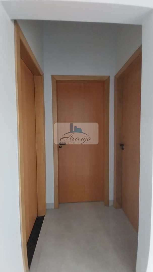 Casa à venda com 2 quartos, 140m² - Foto 6