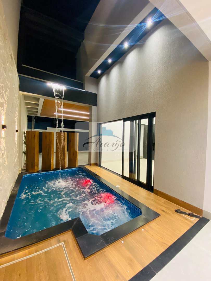 Casa à venda com 3 quartos, 238m² - Foto 4