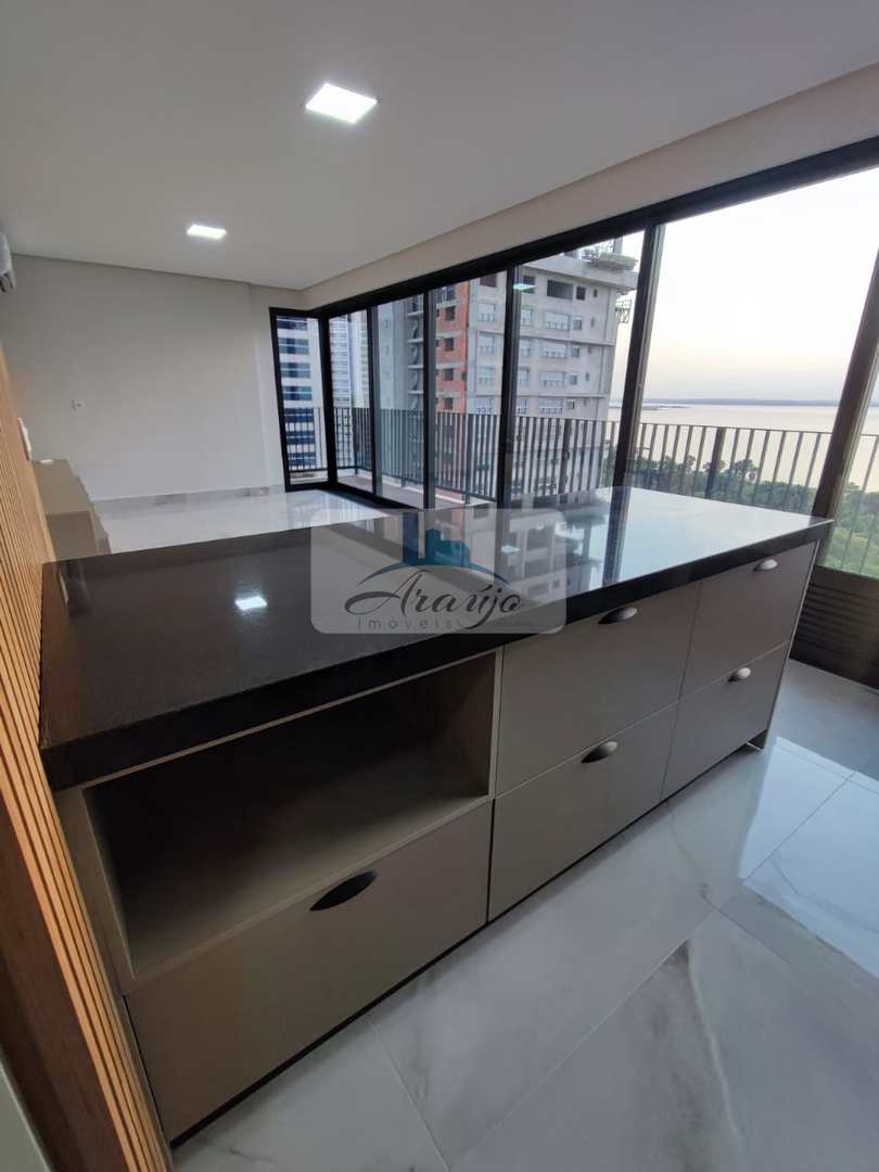 Apartamento à venda com 3 quartos, 113m² - Foto 2