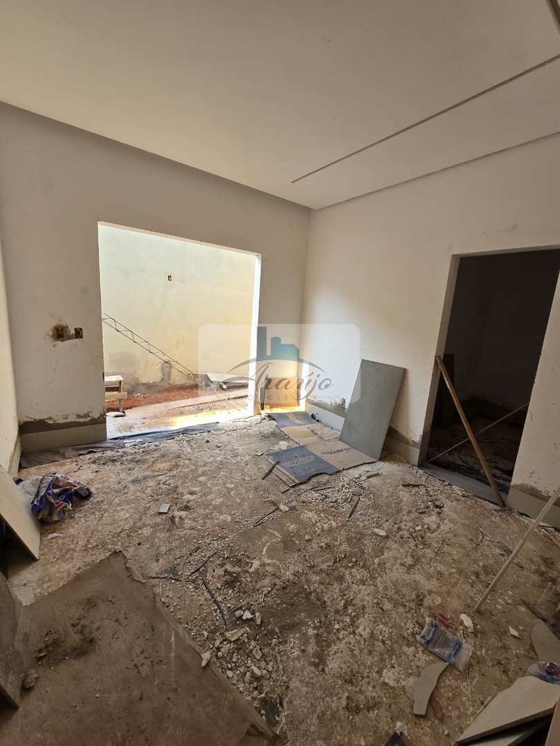 Casa à venda com 3 quartos, 300m² - Foto 8