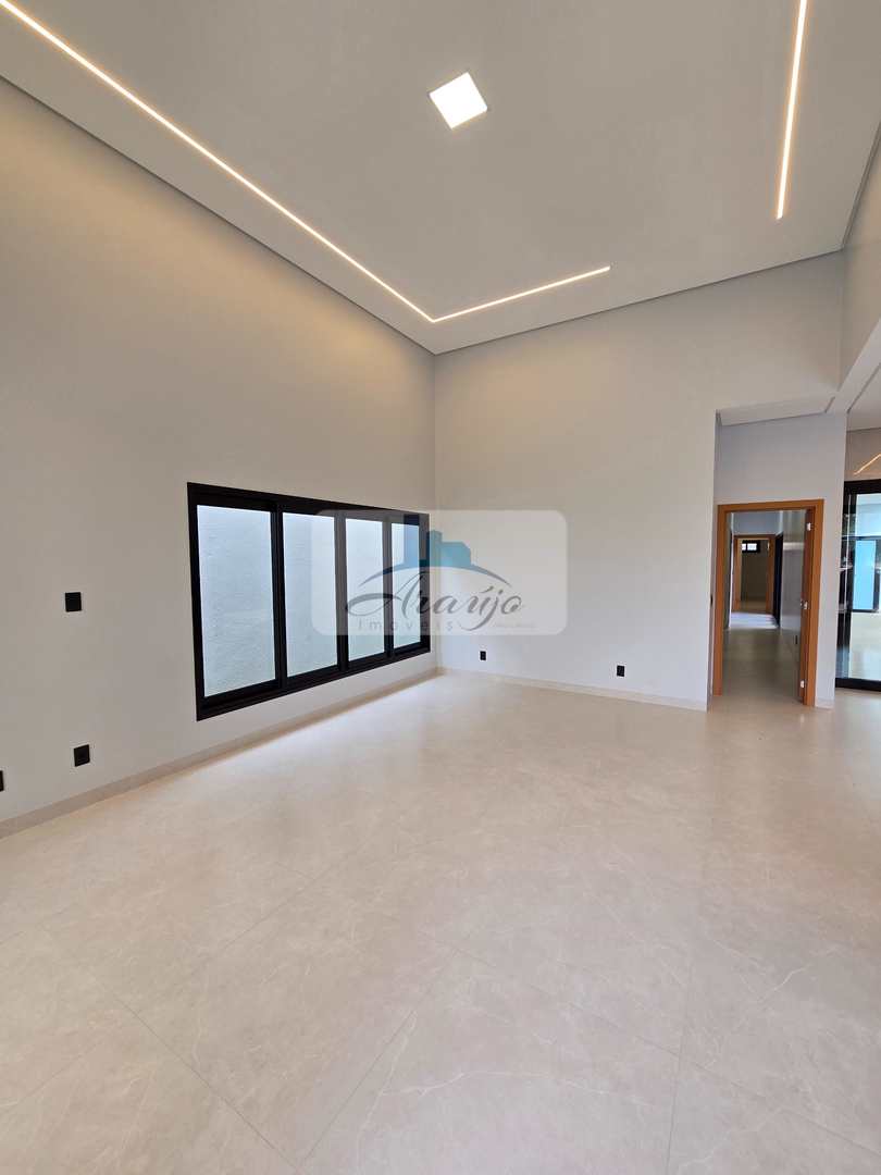 Casa à venda com 3 quartos, 360m² - Foto 3