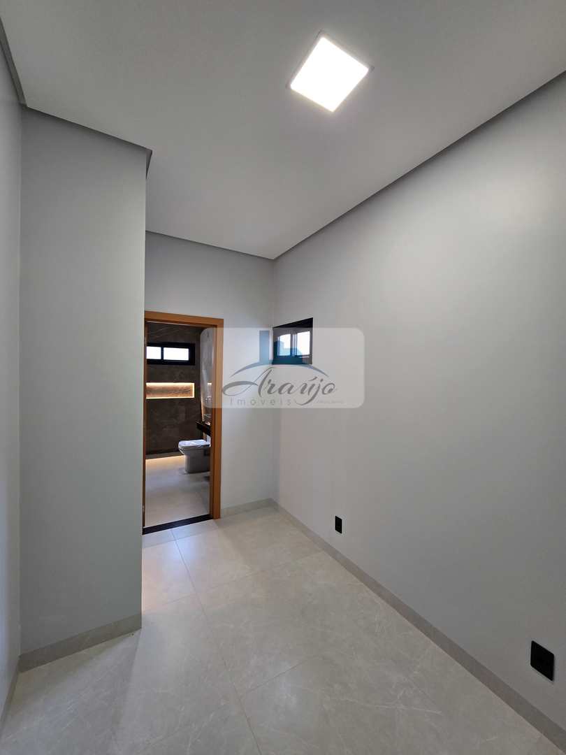 Casa à venda com 3 quartos, 360m² - Foto 11