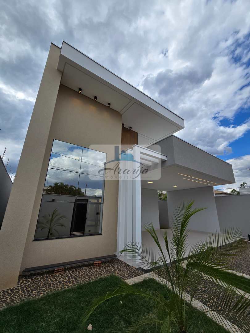 Casa à venda com 3 quartos, 360m² - Foto 1