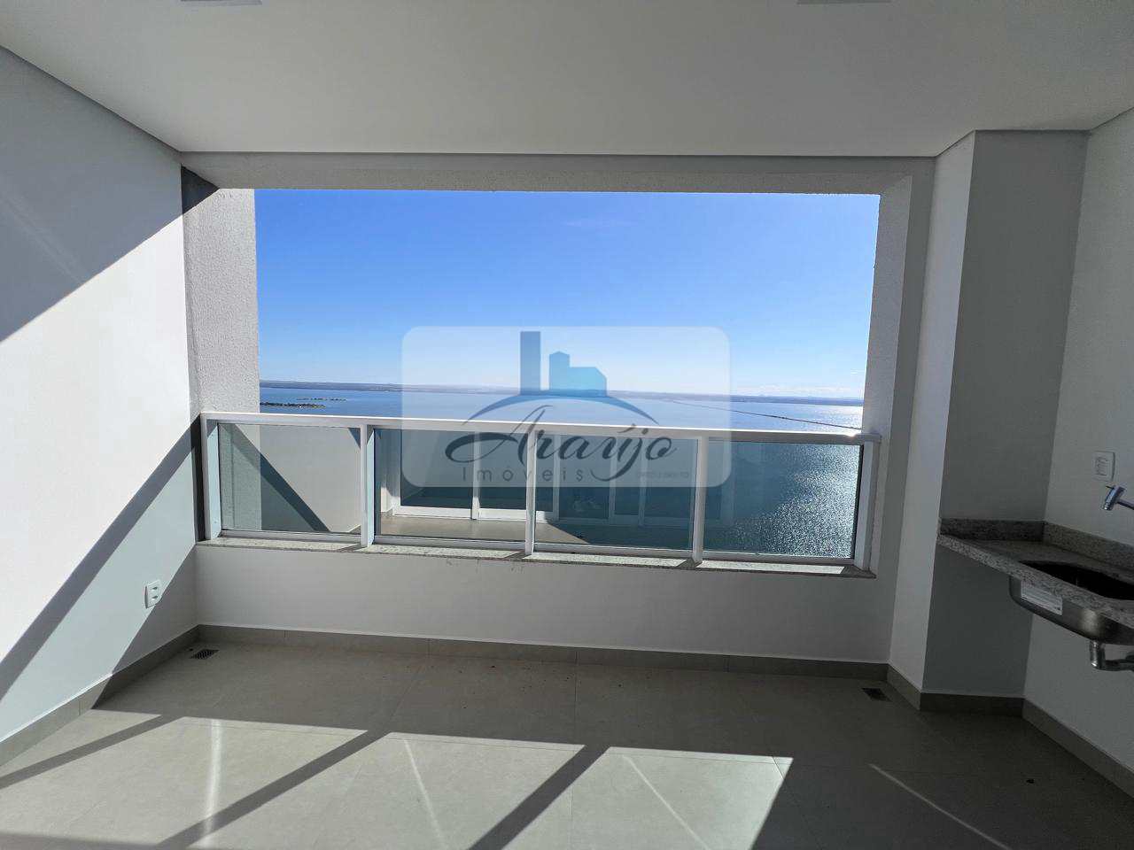 Apartamento à venda com 3 quartos, 109m² - Foto 2