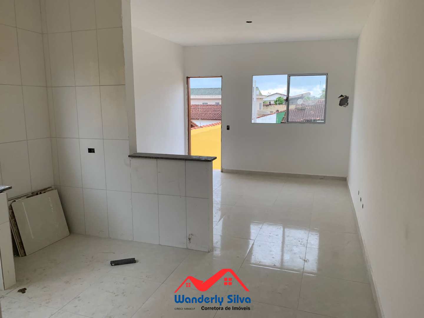 Casa à venda com 2 quartos, 54m² - Foto 1