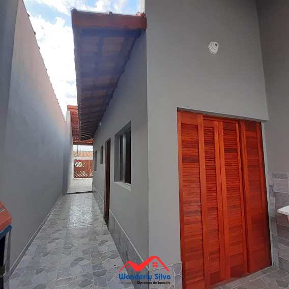 Casa à venda com 2 quartos, 70m² - Foto 13