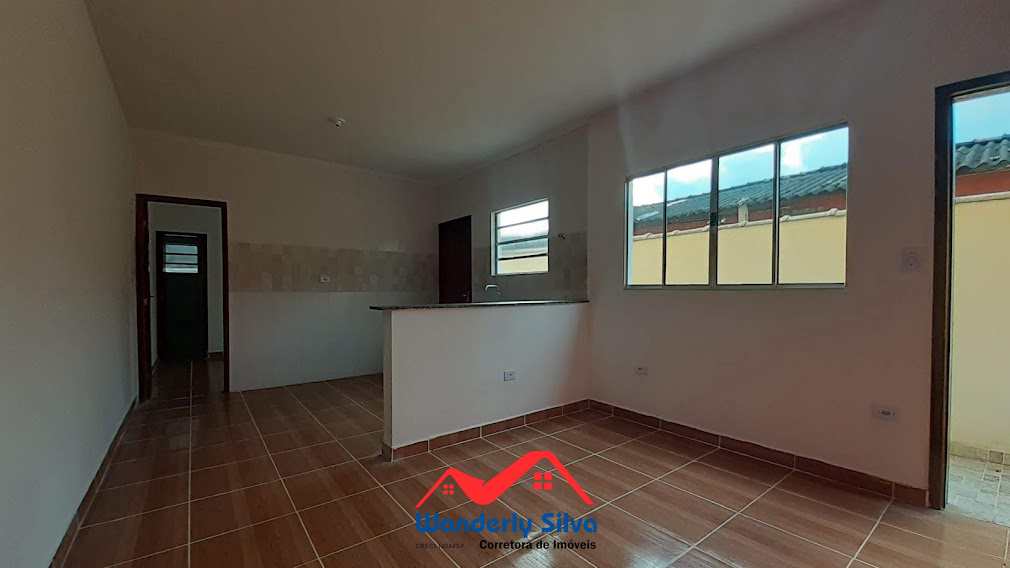 Casa à venda com 2 quartos, 60m² - Foto 1