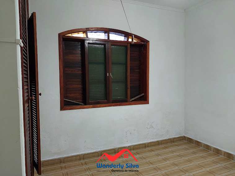 Casa à venda com 2 quartos, 60m² - Foto 13