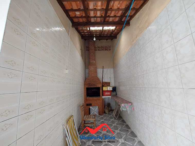 Casa à venda com 2 quartos, 60m² - Foto 18