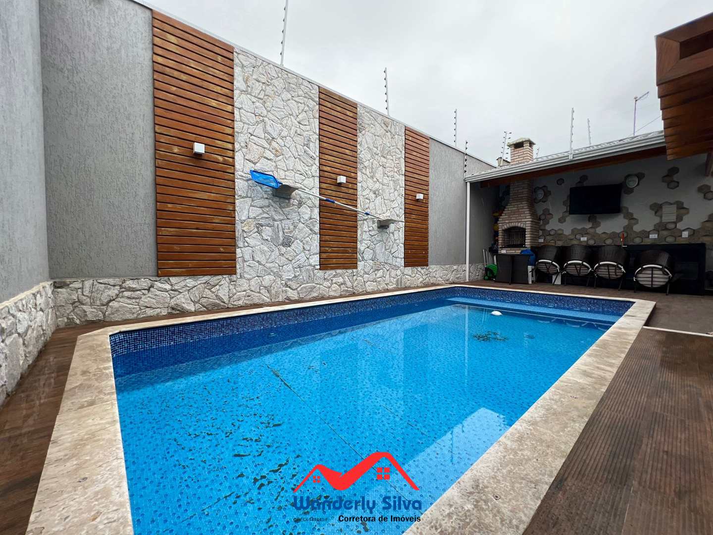 Casa à venda com 3 quartos, 180m² - Foto 4