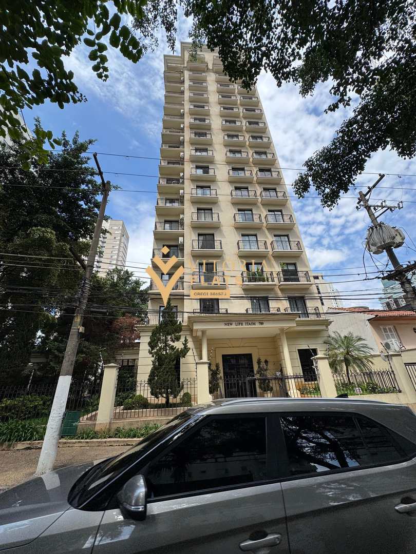 Flat com 1 dorm, Itaim Bibi, São Paulo - R$ 850 mil, Cod: 64454395